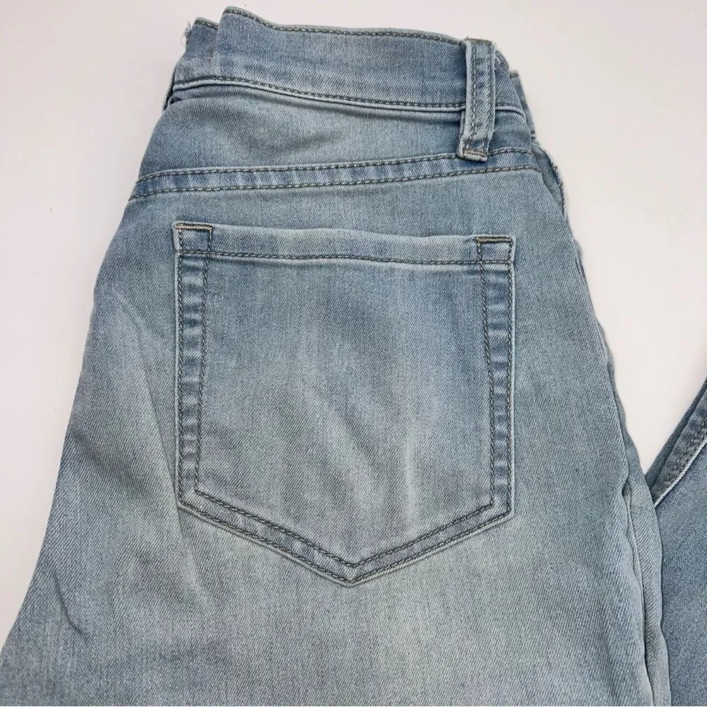 Free People Women's Long and Lean Light Wash Skinny High Rise Jeans-Size 25